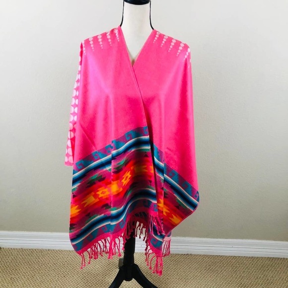 Puerto Rican Wrap Cover Womens OS Pink Colorful Fringe Reversible Vaca Cruise - Picture 9 of 9